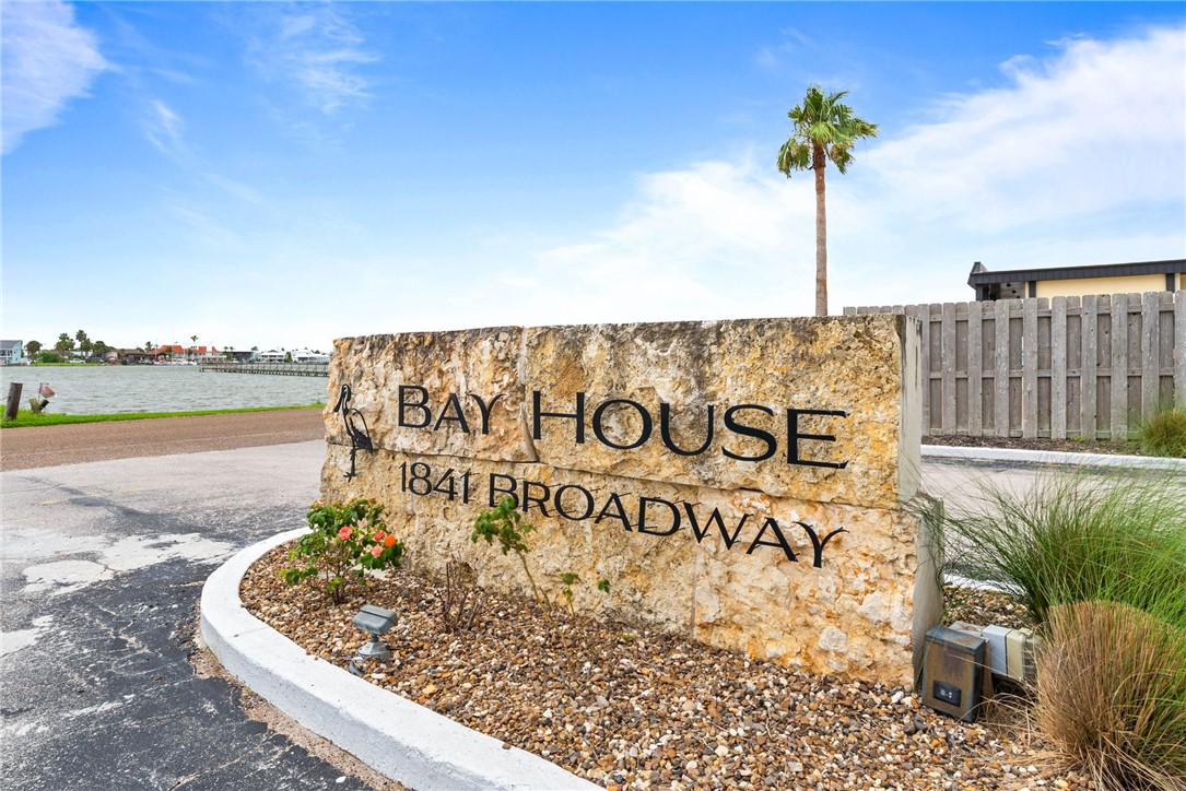 1903 Bayhouse 1903 Rockport TX 78382