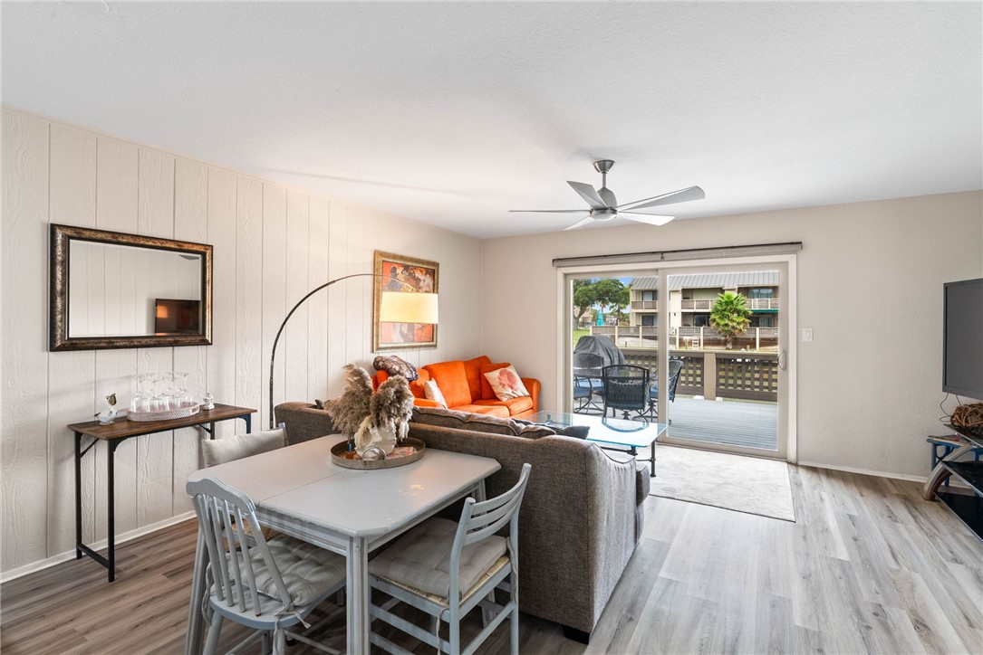 1903 Bayhouse 1903 Rockport TX 78382