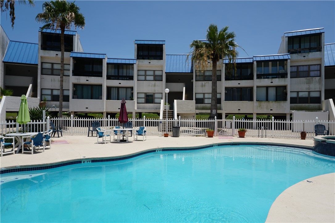 14401 Commodores Drive 103 Corpus Christi TX 78418