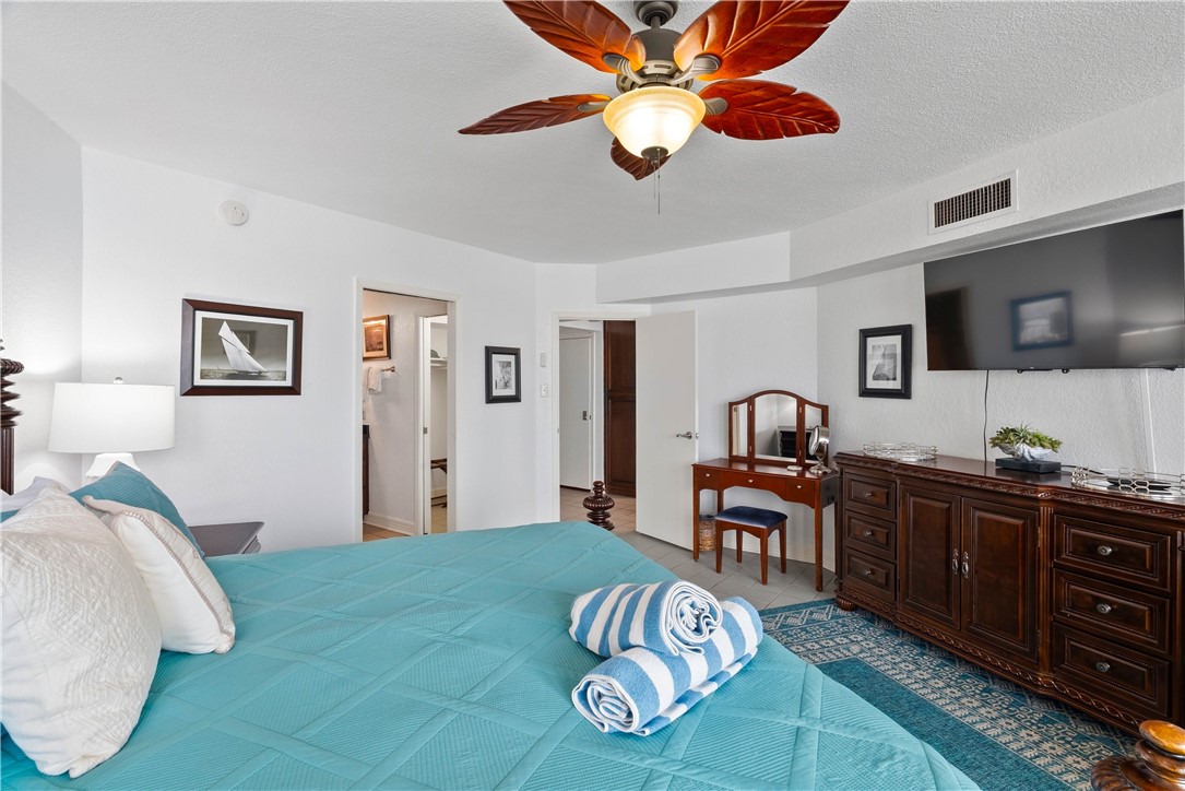 6649 Seacomber Drive 710 Port Aransas TX 78373