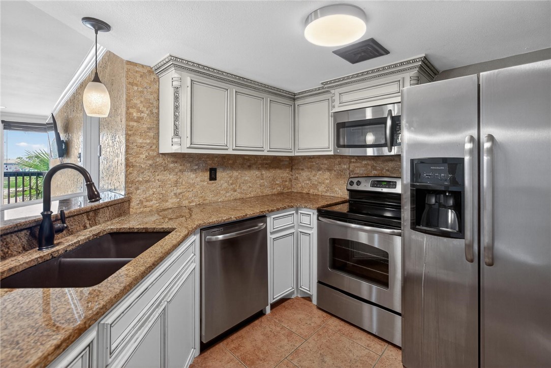 15002 Windward Drive 207 Corpus Christi TX 78418