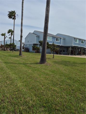 100 Port Royal 208 Aransas Pass TX 78336