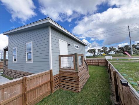 106 Landry Circle 106 Rockport TX 78382