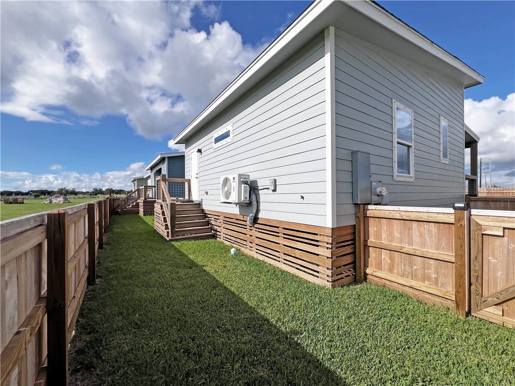 106 Landry Circle 106 Rockport TX 78382