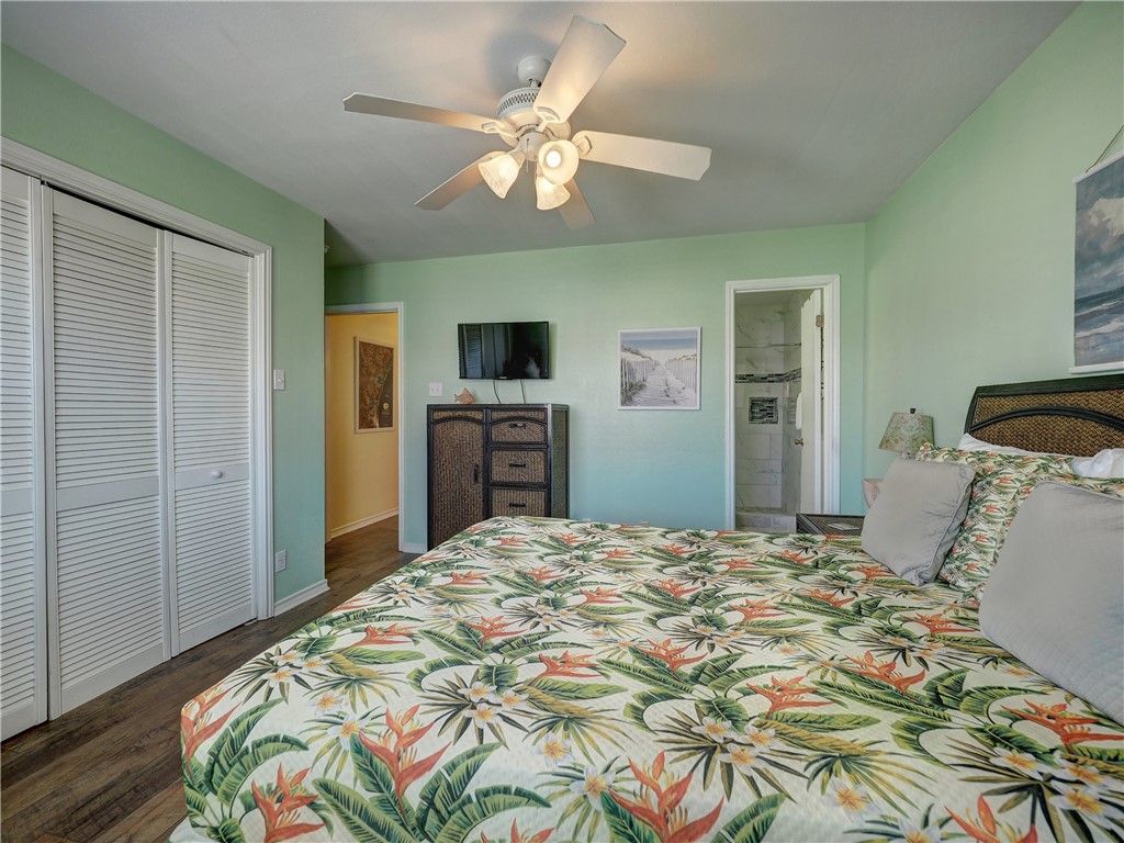 220 W Avenue F 1b Port Aransas TX 78373