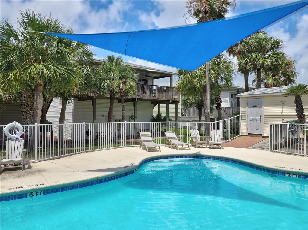 220 W Avenue F 1b Port Aransas TX 78373