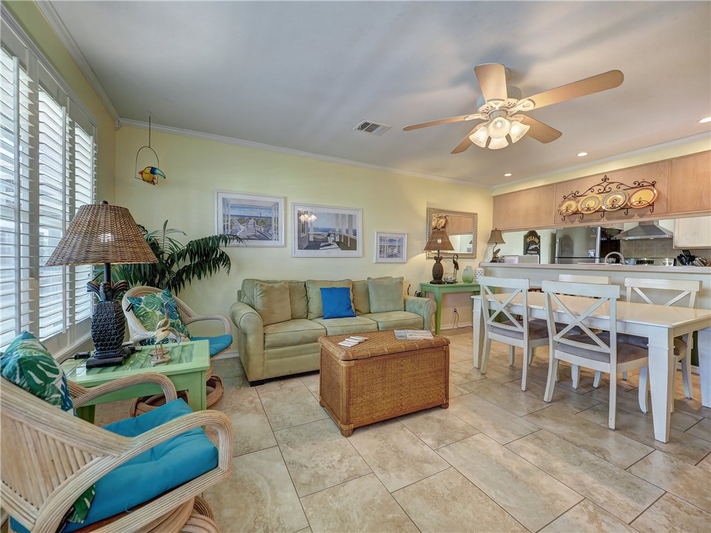 220 W Avenue F 1b Port Aransas TX 78373