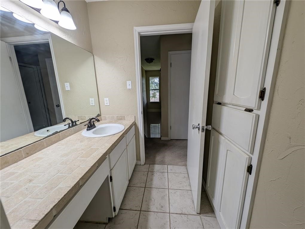 6702 Everhart Road S104 Corpus Christi TX 78413