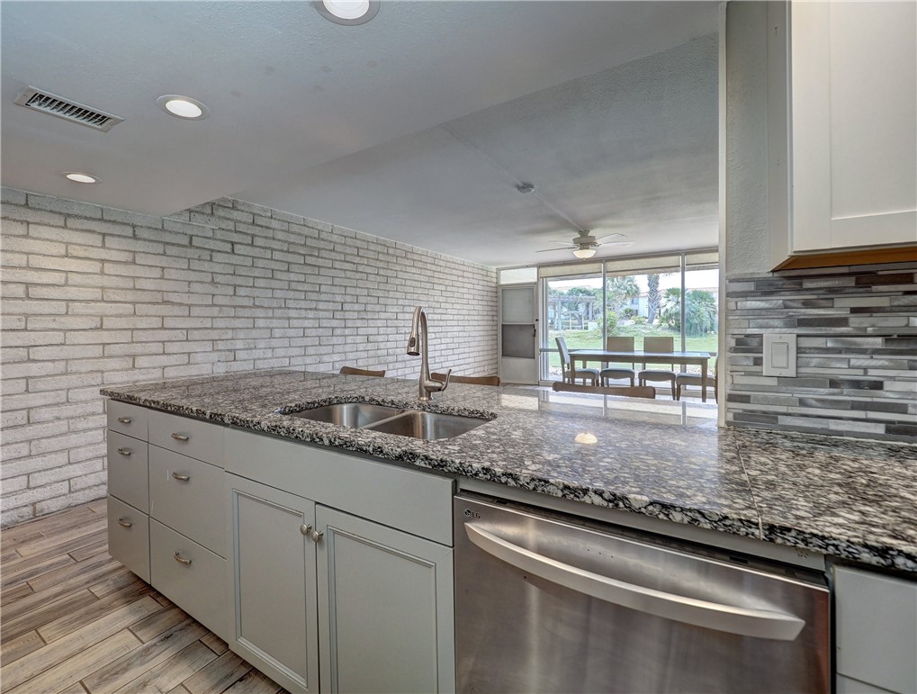 1421 S 11th Street 118 Port Aransas TX 78373