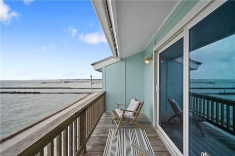 2292 N Fulton Beach Road 303 Rockport TX 78382