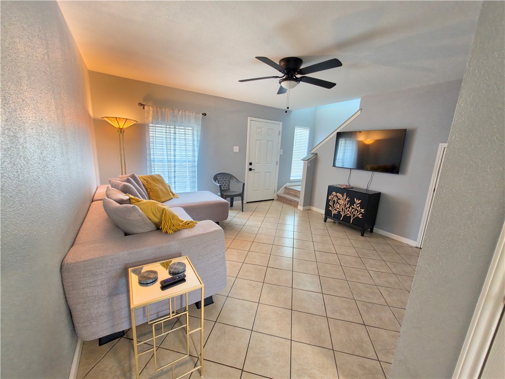 6702 Everhart T102 Corpus Christi TX 78413