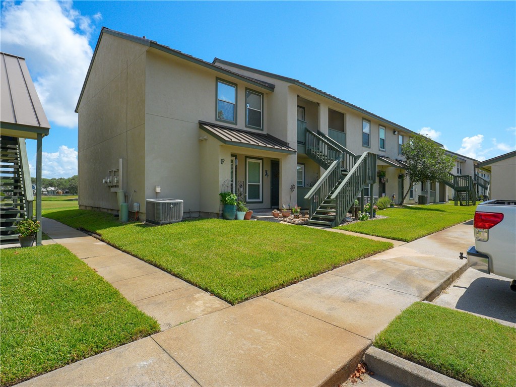 302 Saint Andrews St F202 Rockport TX 78382