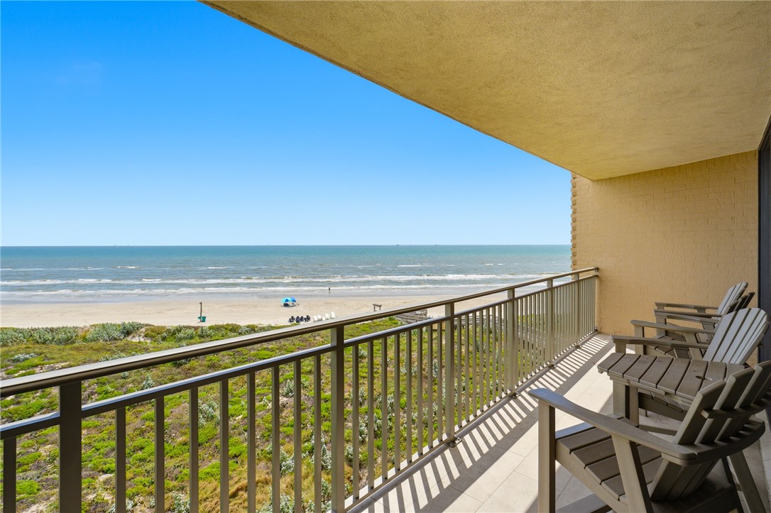 6649 Seacomber Drive 502 Port Aransas TX 78373