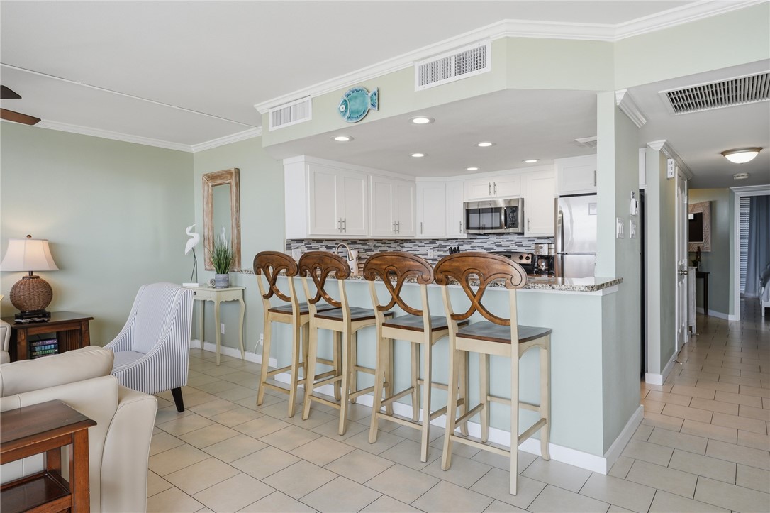 6649 Seacomber Drive 502 Port Aransas TX 78373