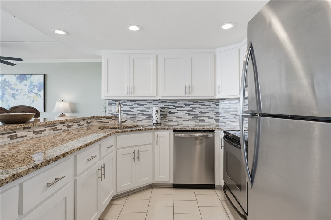 6649 Seacomber Drive 502 Port Aransas TX 78373