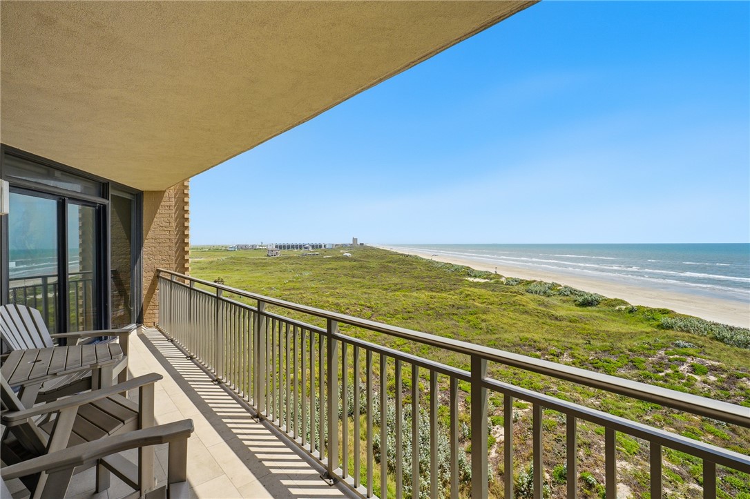 6649 Seacomber Drive 502 Port Aransas TX 78373