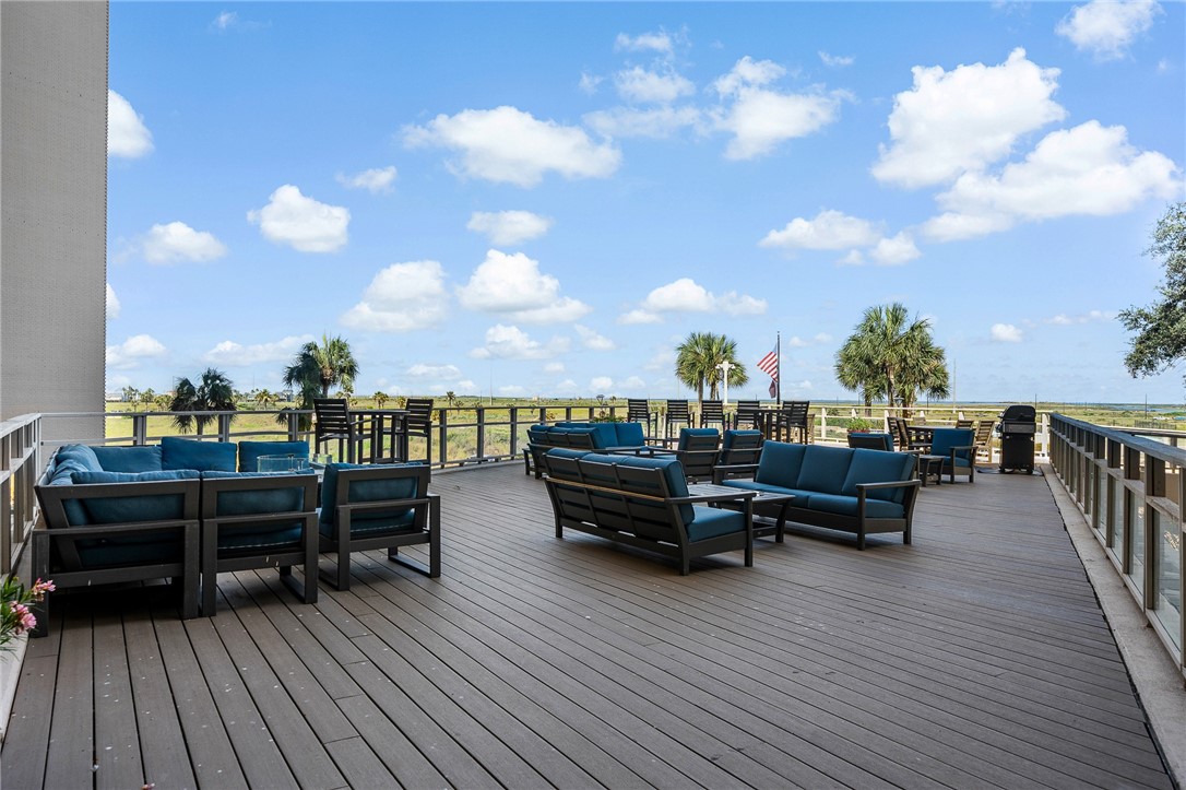 6649 Seacomber Drive 502 Port Aransas TX 78373