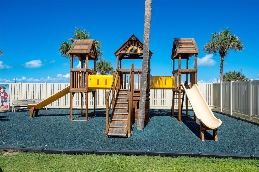 6649 Seacomber Drive 502 Port Aransas TX 78373