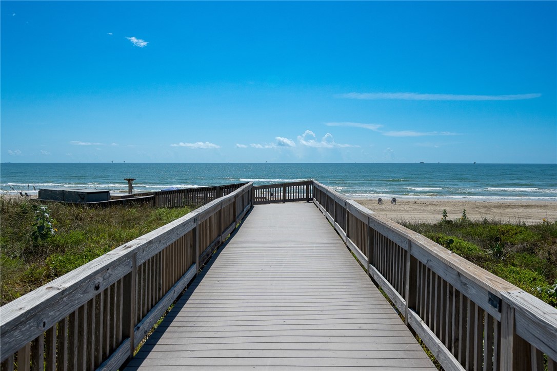 6649 Seacomber Drive 502 Port Aransas TX 78373