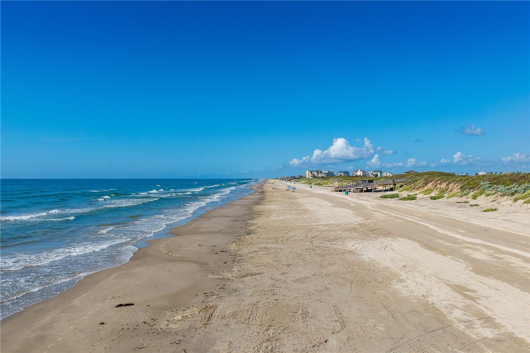 6649 Seacomber Drive 502 Port Aransas TX 78373