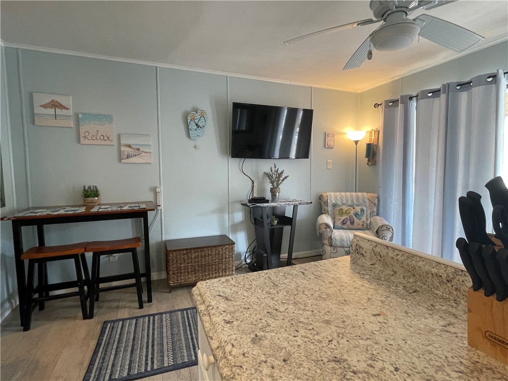 3938 Surfside Boulevard 3124 Corpus Christi TX 78402