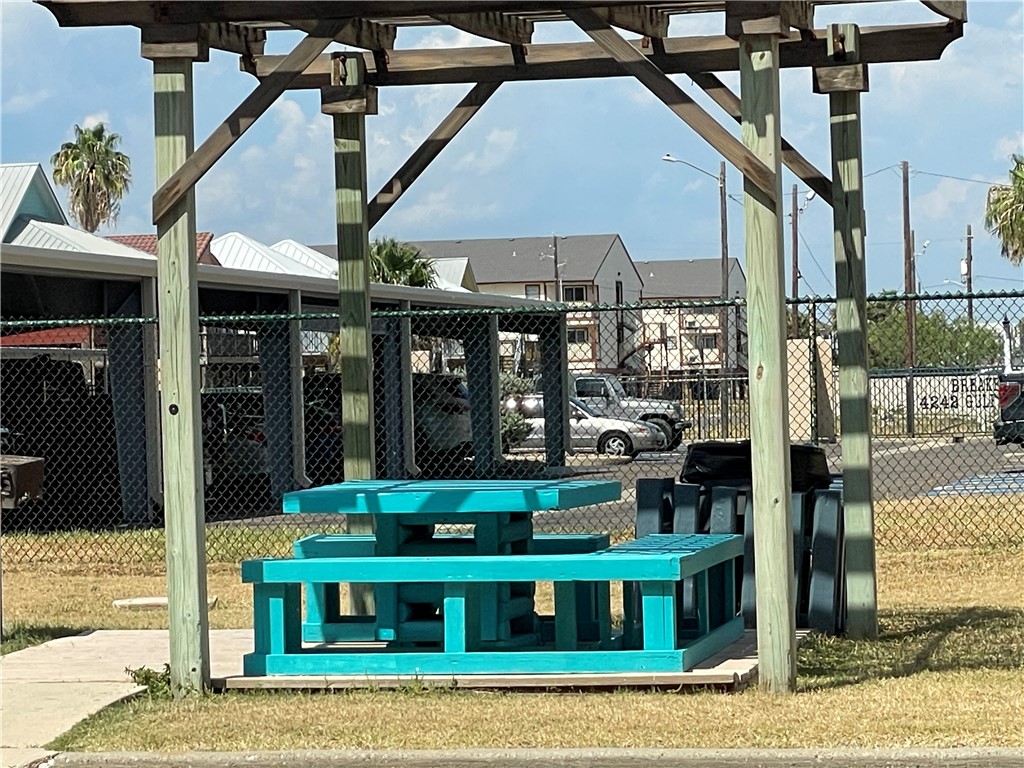 3938 Surfside Boulevard 3124 Corpus Christi TX 78402