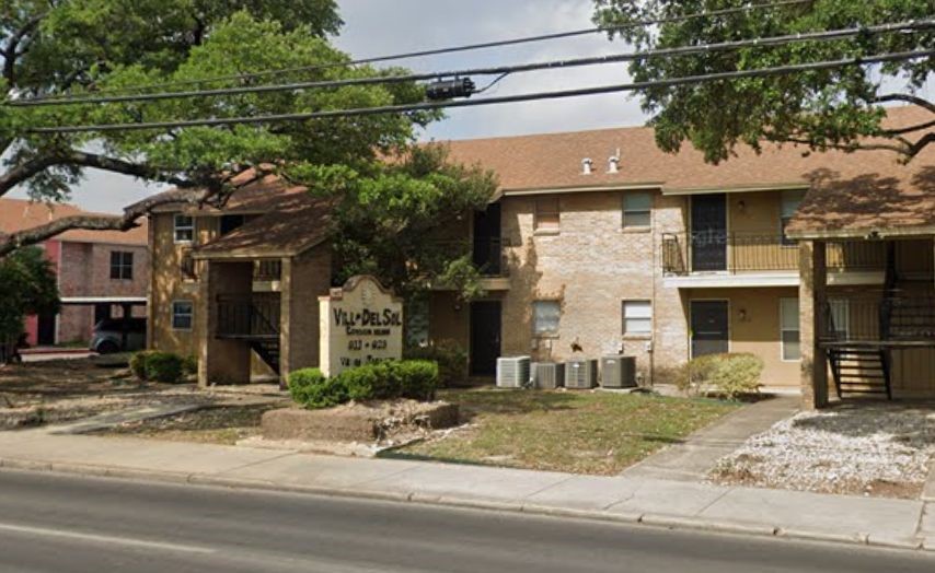 923 Vance Jackson San Antonio TX 78201