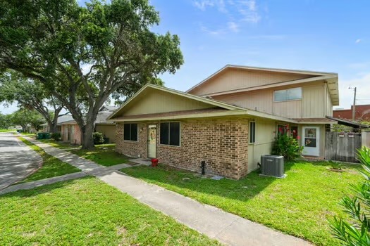 2056 Hidden Lake 3 Corpus Christi TX 78412