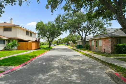 2056 Hidden Lake 3 Corpus Christi TX 78412