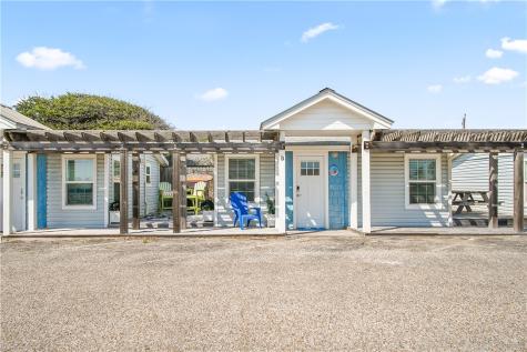 523 S Station St B Port Aransas TX 78373