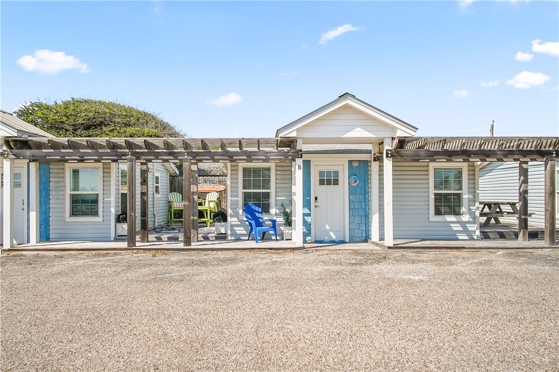 523 S Station St B Port Aransas TX 78373