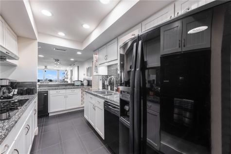 720 Access Road 1-a 208 Port Aransas TX 78373