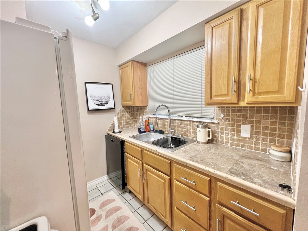 7122 Premont Dr F202 Corpus Christi TX 78414