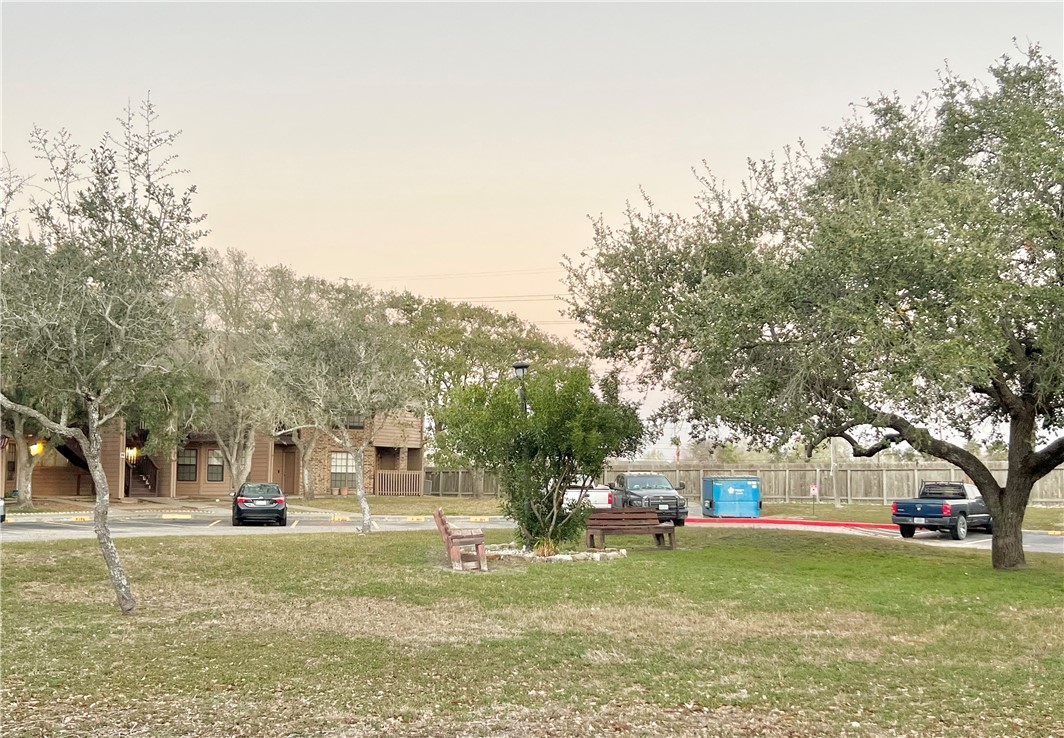 7122 Premont Dr F202 Corpus Christi TX 78414