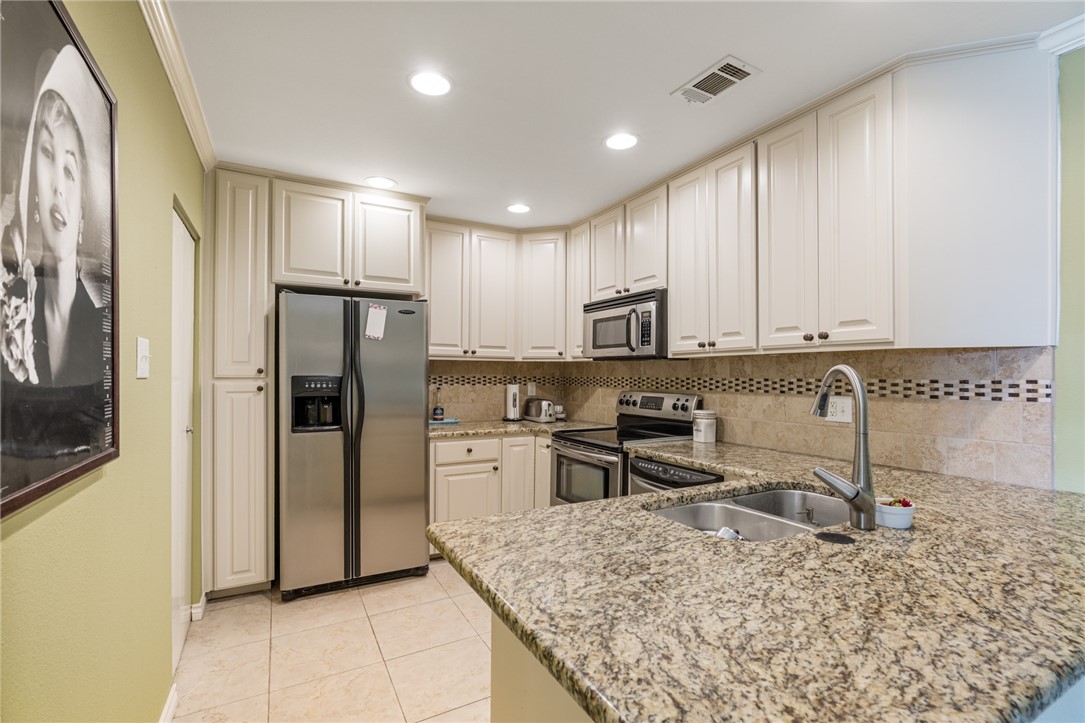 14514 E Cabana Street 305 Corpus Christi TX 78418