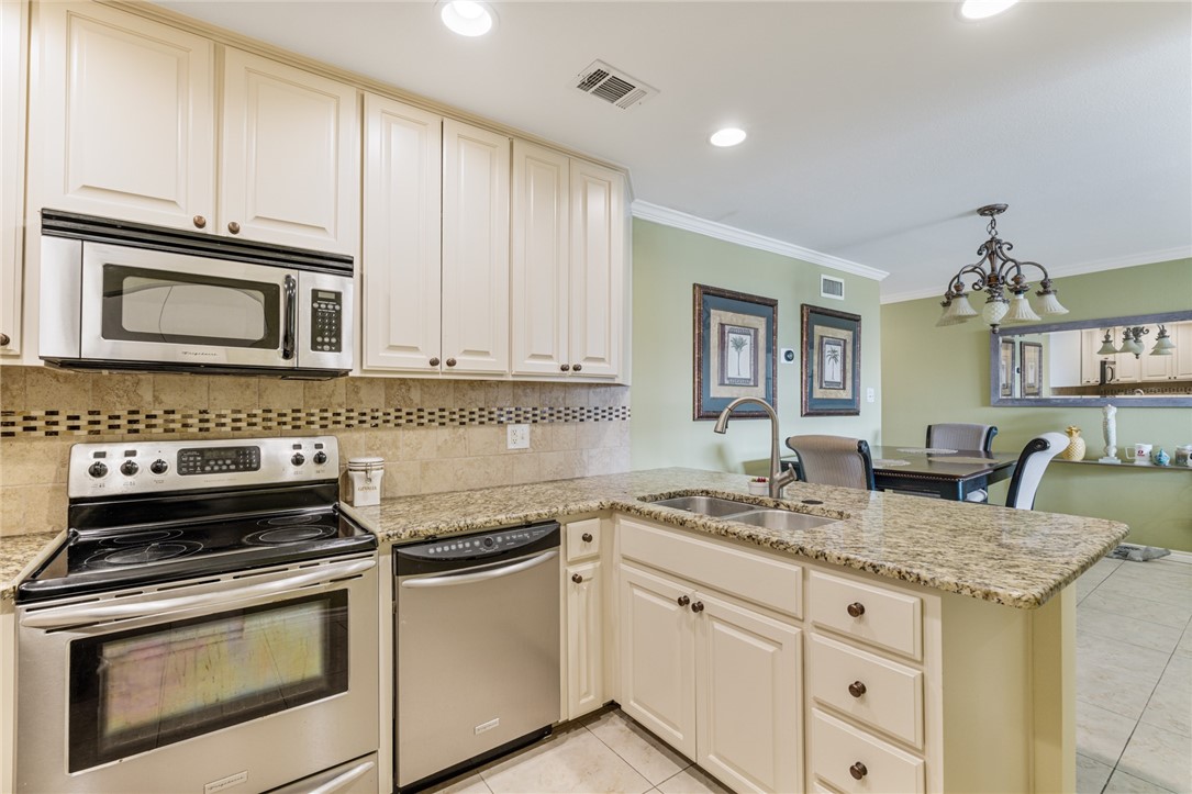 14514 E Cabana Street 305 Corpus Christi TX 78418