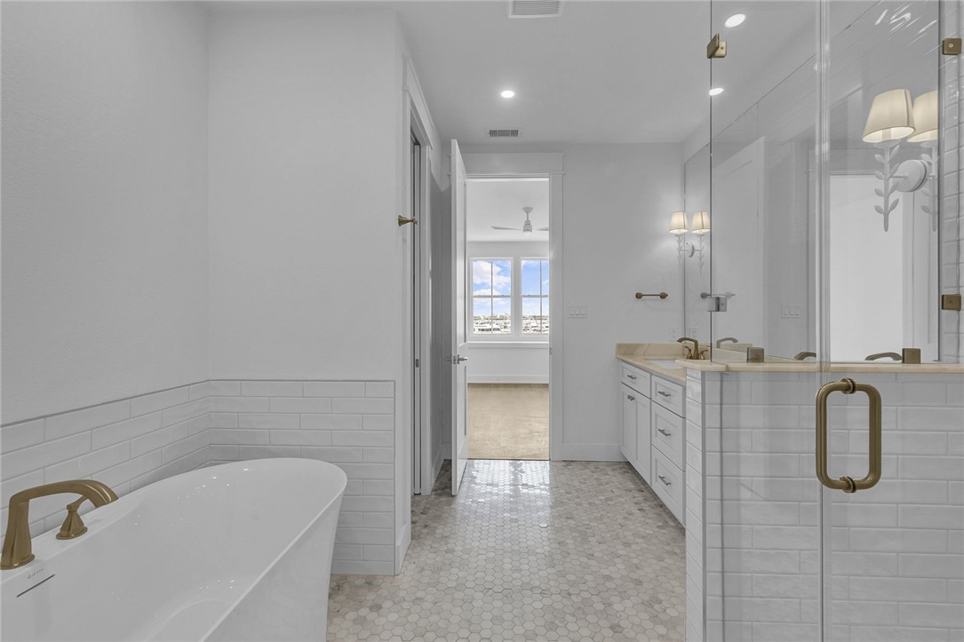 136 W Cotter Avenue 8 Port Aransas TX 78373