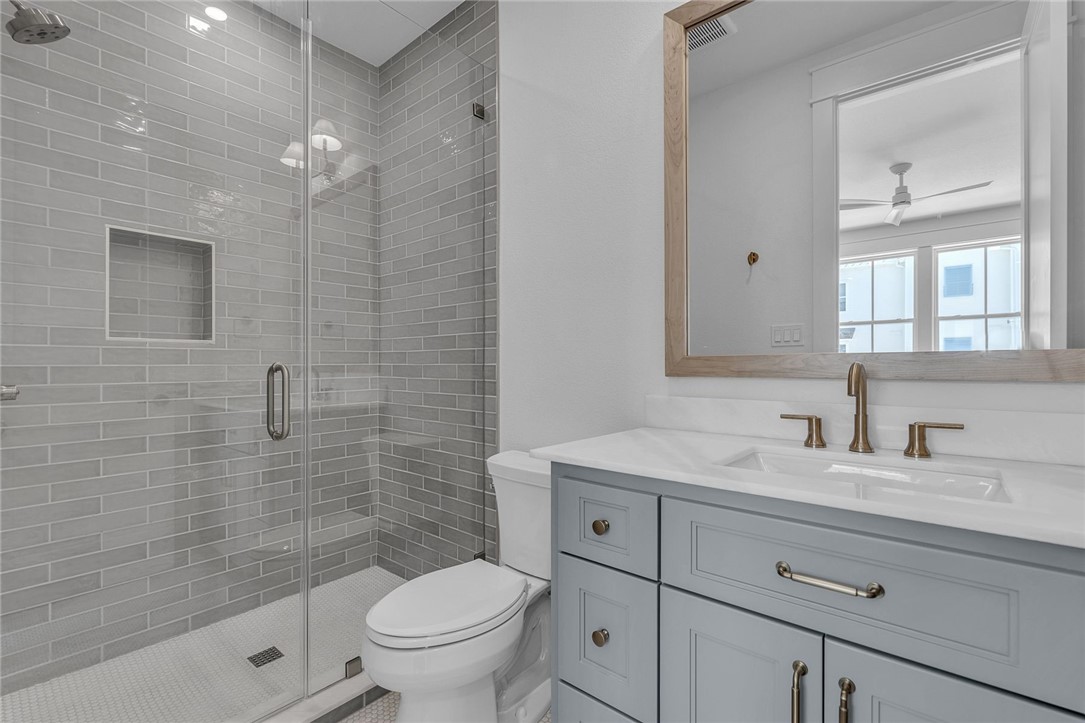 136 W Cotter Avenue 8 Port Aransas TX 78373
