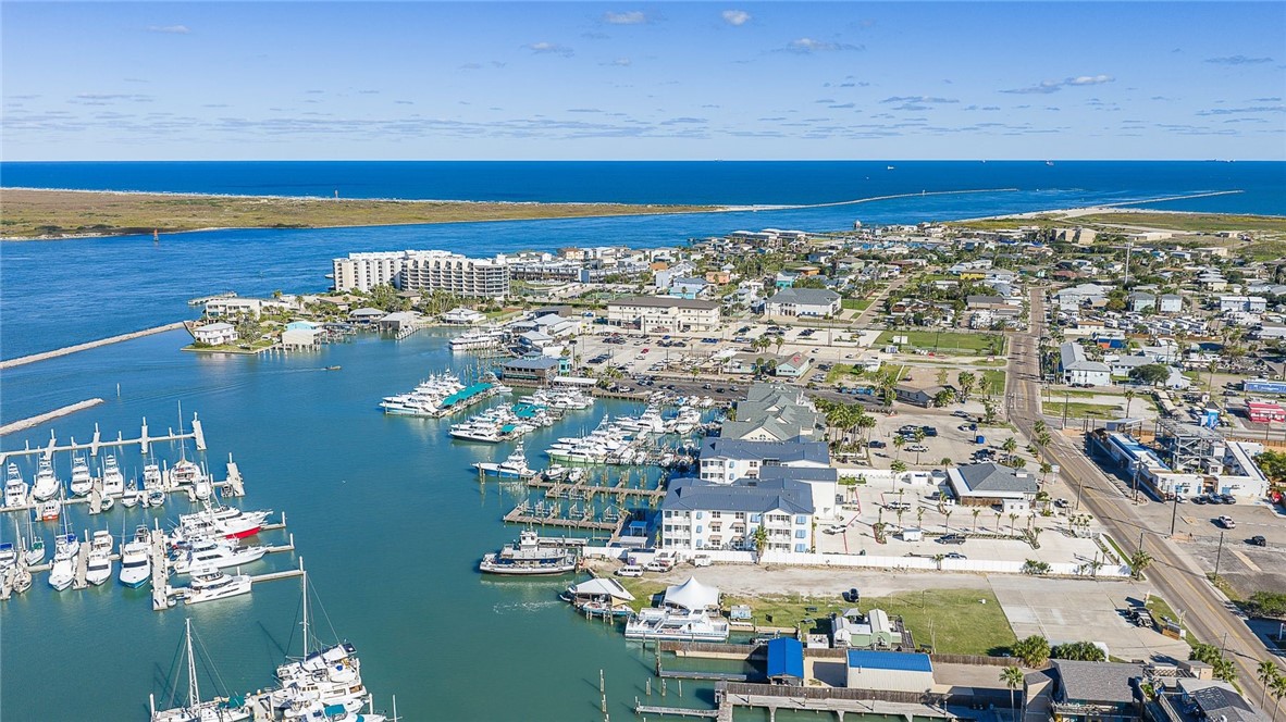 136 W Cotter Avenue 8 Port Aransas TX 78373