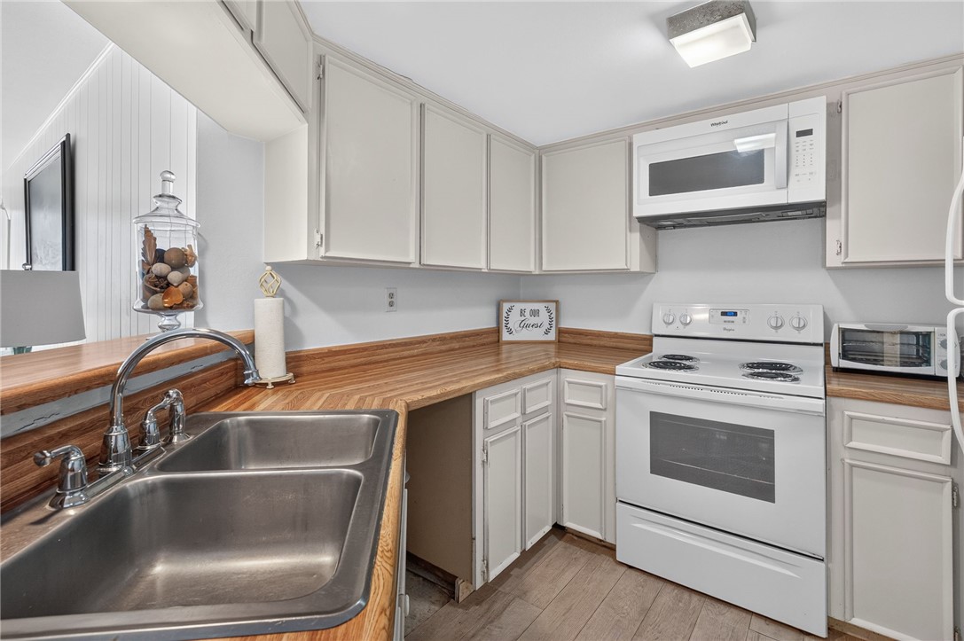 15002 Windward Drive 202 Corpus Christi TX 78418