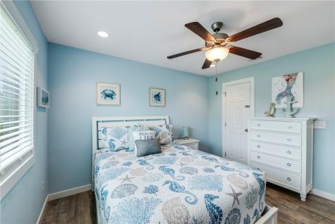 230 Cut Off 106 Port Aransas TX 78373
