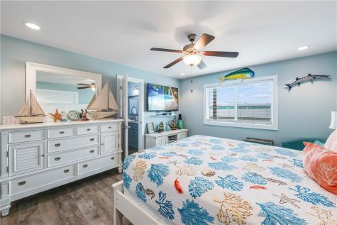 230 Cut Off 106 Port Aransas TX 78373