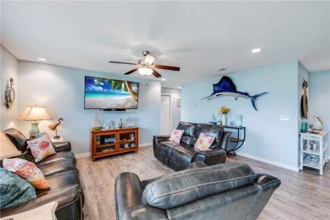 230 Cut Off 106 Port Aransas TX 78373