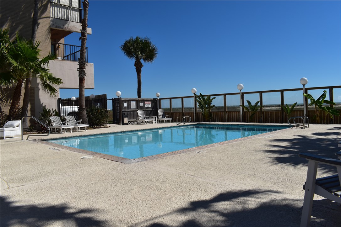 202 Reef 104 Corpus Christi TX 78402