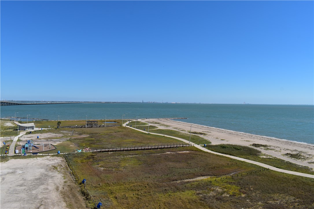 202 Reef 104 Corpus Christi TX 78402