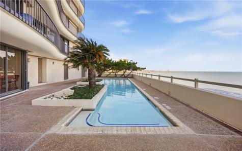 4500 Ocean Drive 4a Corpus Christi TX 78412