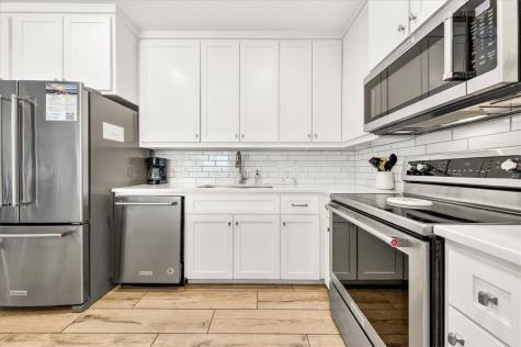 631 Channel View Drive 216 Port Aransas TX 78373