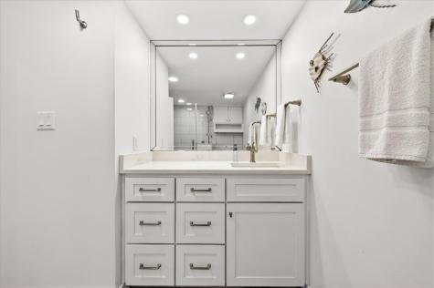 631 Channel View Drive 216 Port Aransas TX 78373