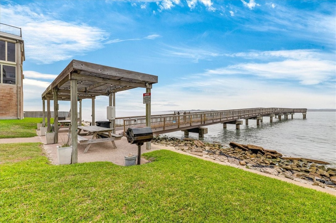 631 Channel View Drive 216 Port Aransas TX 78373