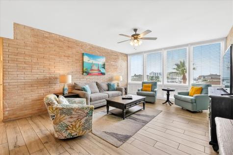 631 Channel View Drive 216 Port Aransas TX 78373